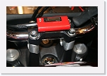 IMG_9376 * La rallonge audio me permet aussi de brancher mon lecteur MP3, fixé par un scratch auto-collant.
On voit aussi les réhausses de guidon de 25mm de Touratech. J'y ai ajouté des rondelles inox pour augmenter la surface d'appui des têtes de vis. * 3456 x 2304 * (3.51MB)