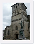 PICT2744 * Saint André de Cubzac et son église, premier point de rendez-vous officiel. Même si nous avons croisé Jef et Béa sur une aire d'autoroute par le plus grand des hasards. * 1536 x 2048 * (1.3MB)
